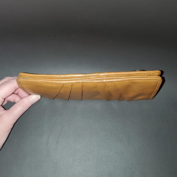 Billabong Pleated Clutch Wallet - Picture 11 of 14